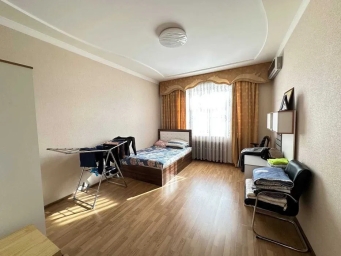 Квартира, 4 комнаты, 184 м², Собственник