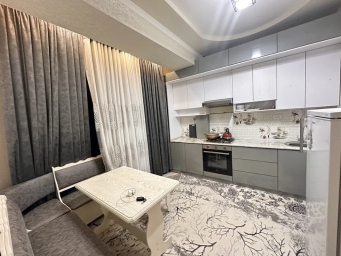Квартира, 2 комнаты, 70 м²