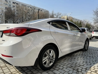 Продам Hyundai Elantra