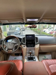 Toyota Land Cruiser 200 4.0 L yili: 2015