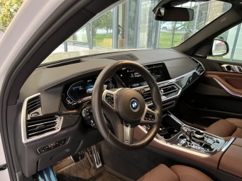 Продается BMW X5 eDrive 45