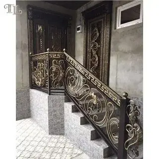 Darvoza bo'yash xizmati 200$ Услуга покраски ворот от 200$