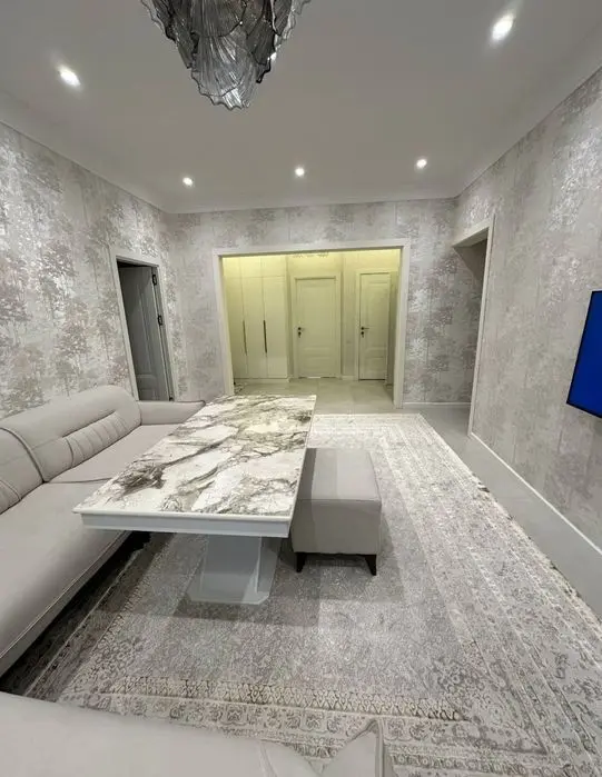 Продается 4х ком квартира, ЖК Nur, ор-р: Алайский рынок, 113м²