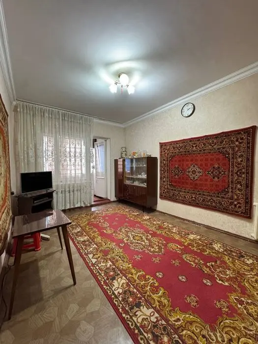 Продажа 1/3/5 40м2 в массив Кушбеги, ор-р: Азия Маркет
