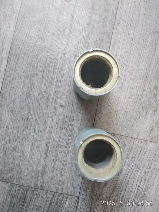 Продам сальники на вилку мотоцикла.