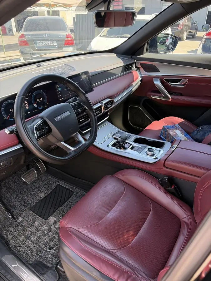 Jetour 70 plus sotiladi
