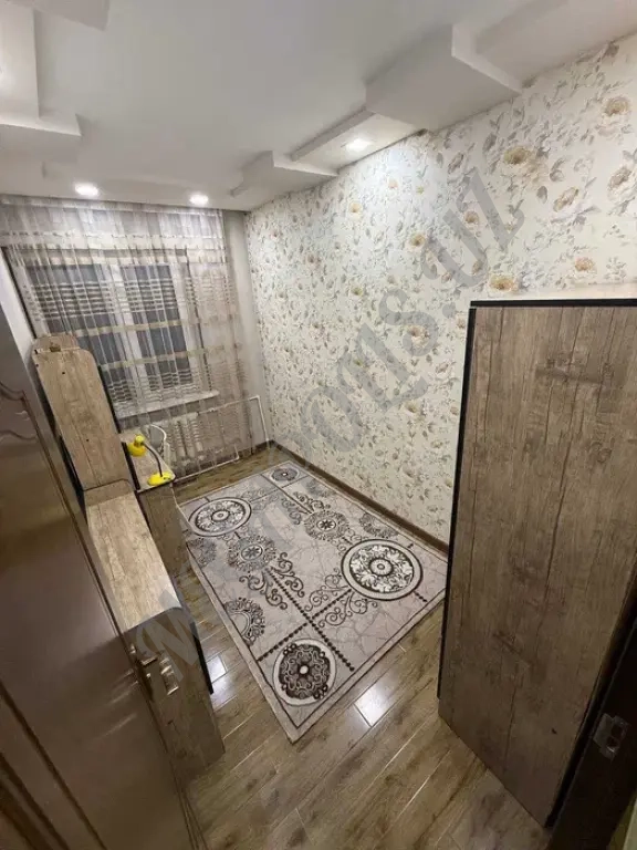 Продаю Квартиру Юнусабад-7 4/4/4