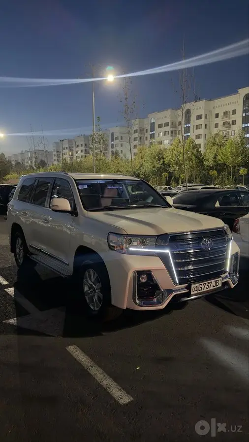 Toyota land cruzer 200