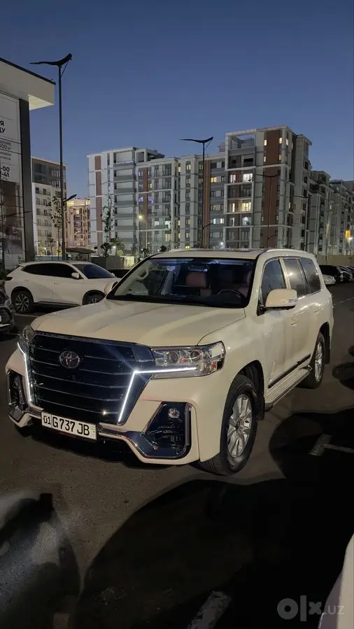Toyota land cruzer 200
