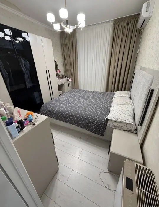 Код 903   Продается 4/5/5 ком квартира куйлюк массив 5