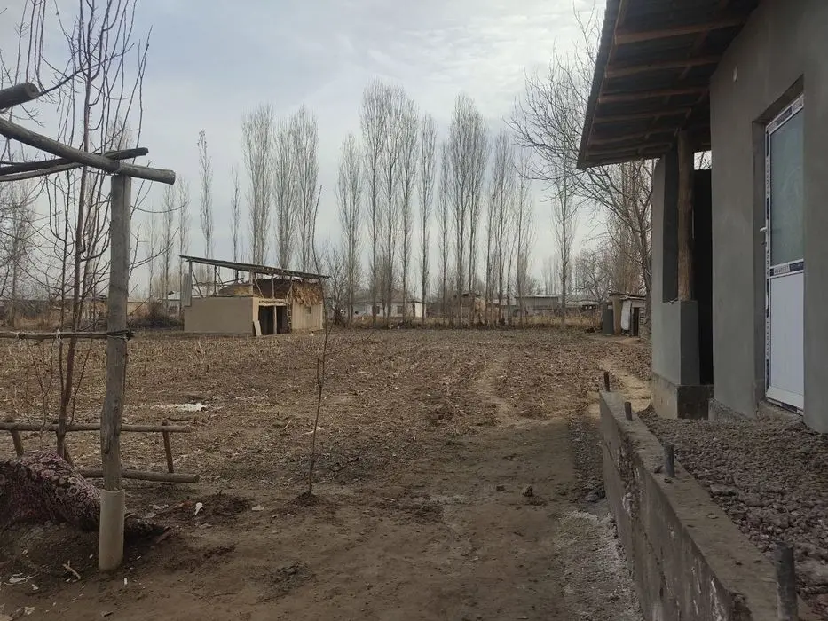 4xonali uy sotiladi