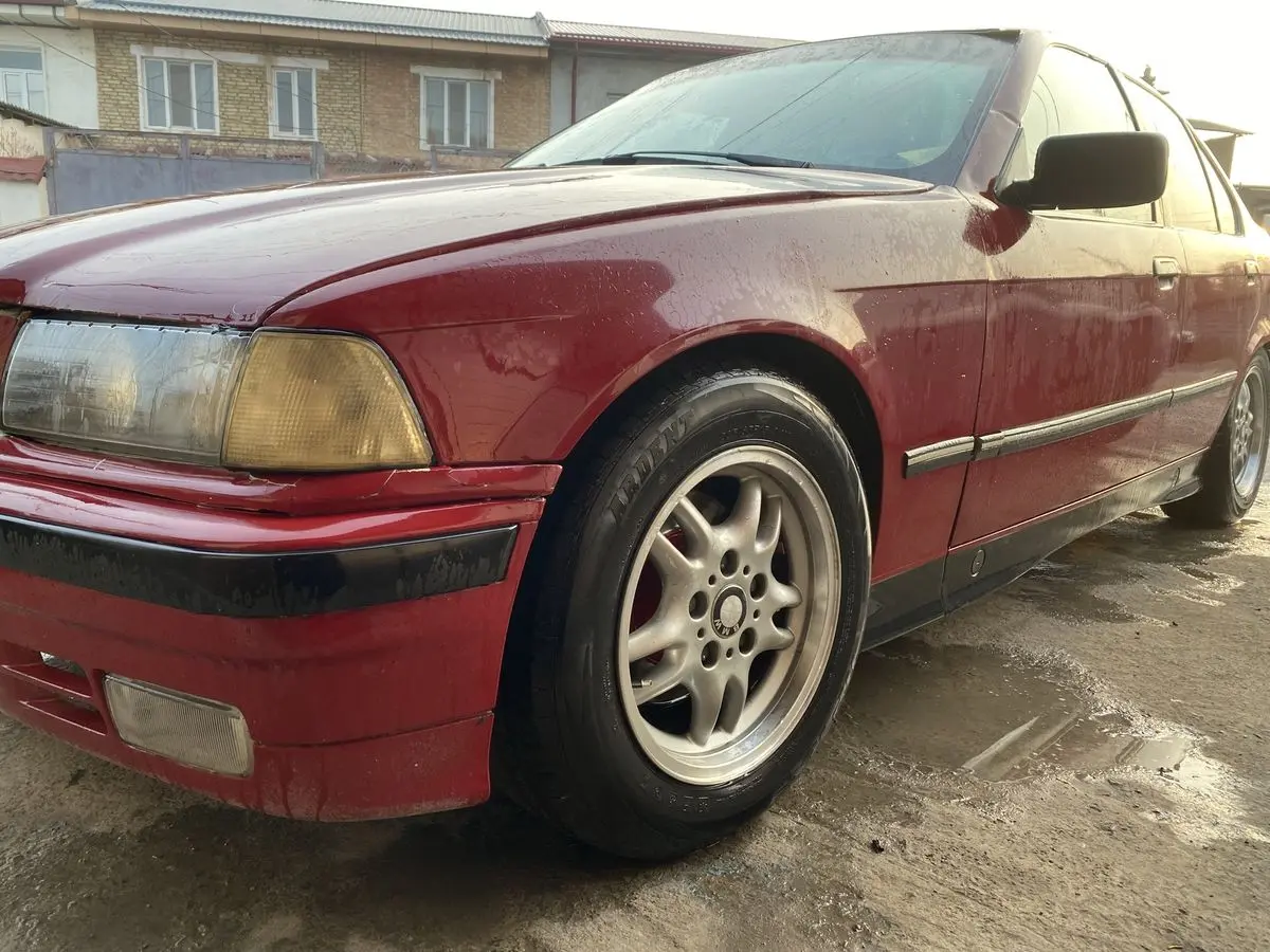 Bmw e 36 ideal xolatda