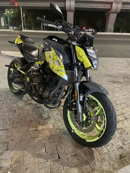 Мотоцыкл cfmoto 650nk