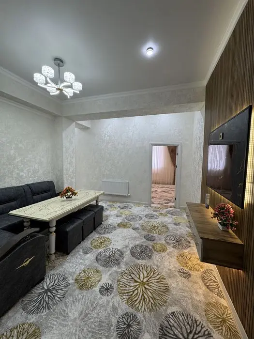 Квартира 3 хонали килинган 75кв