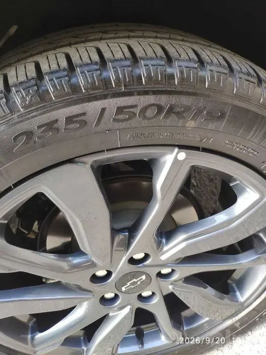 Шины на Equinox 235/50/R19 Goodyear