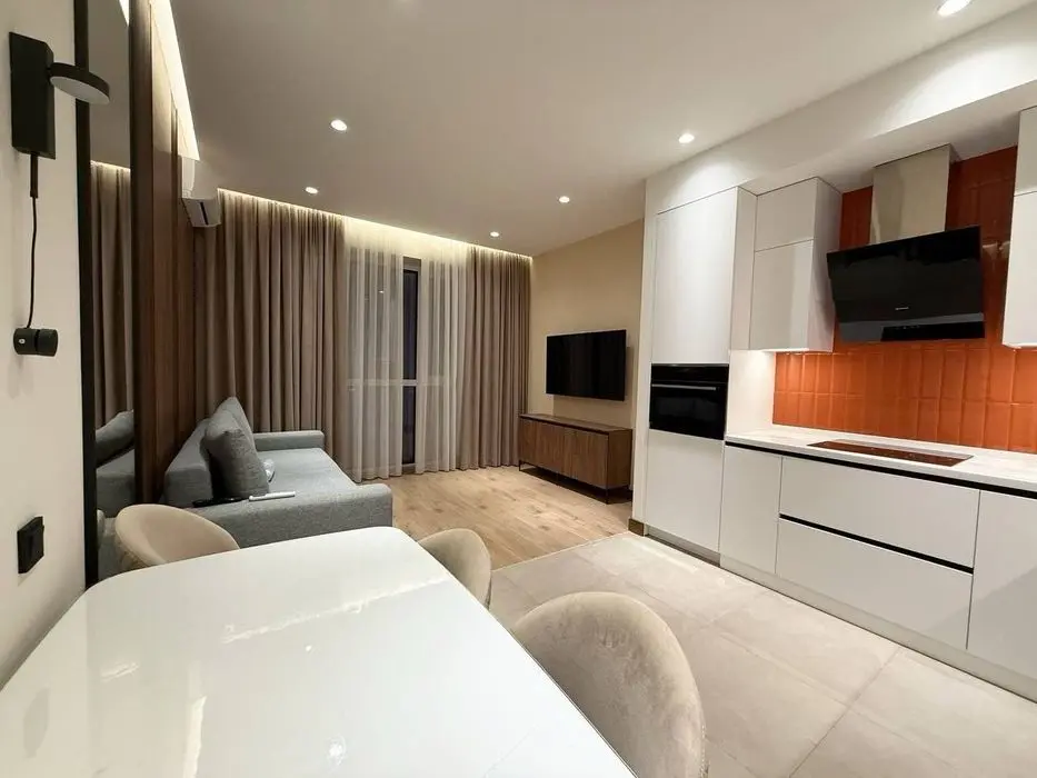 Сдается 2х ком квартира, ЖК NRG Oybek, ор-р: ул. Нукусская, 55м²