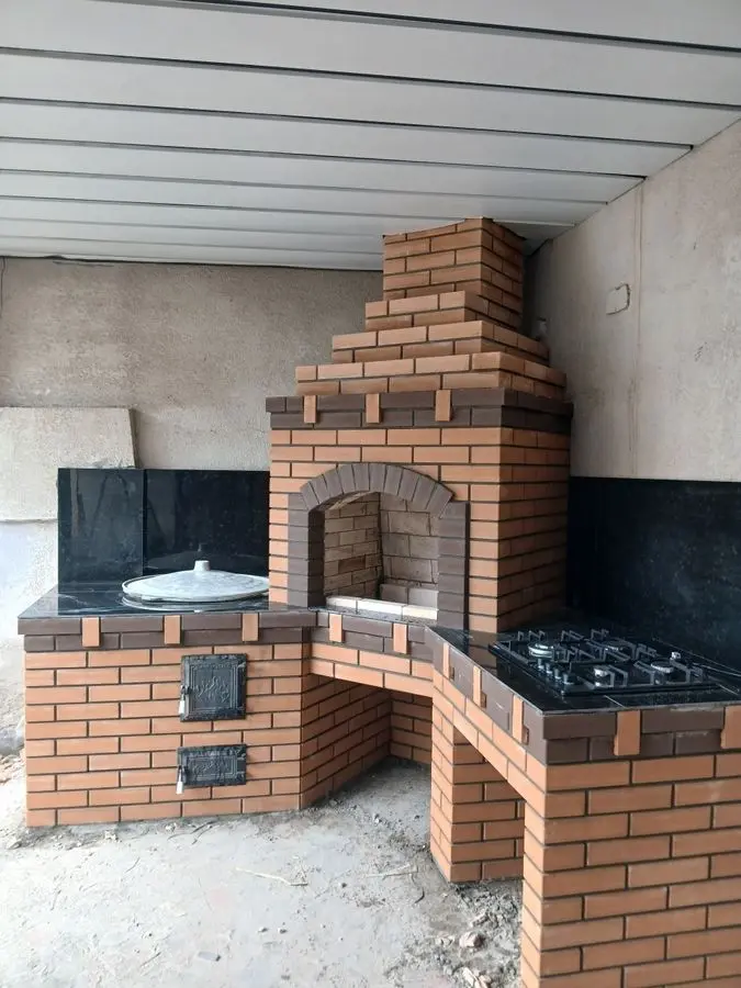 барбекю мангал летня кухна