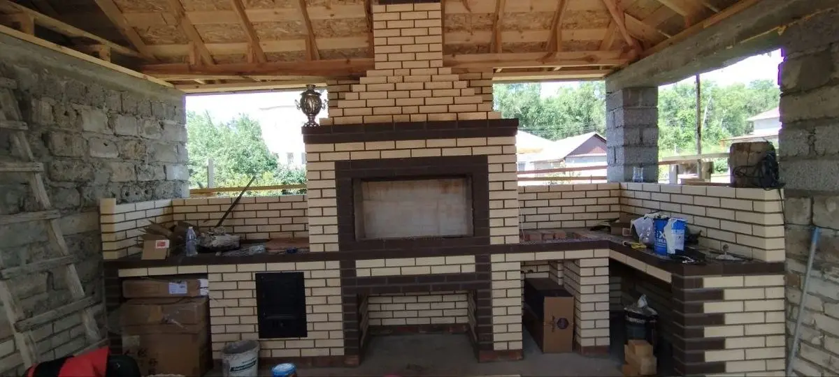 барбекю мангал летня кухна