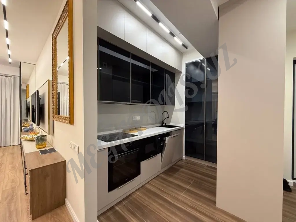 NRG U-Tower Продается 2 комнатная квартира ремонт Дружба Народов