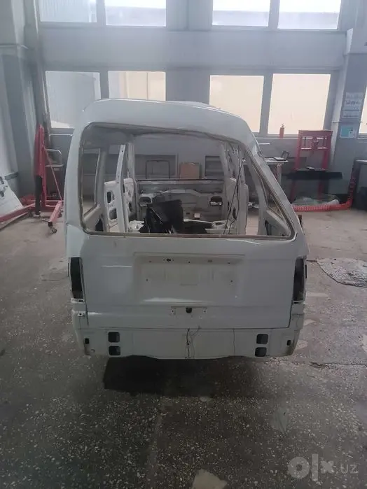 Damas kuzov  3 eshik.butun