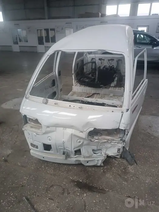 Damas kuzov  3 eshik.butun