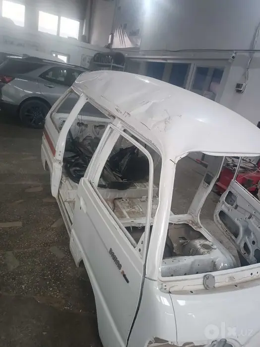 Damas kuzov  3 eshik.butun