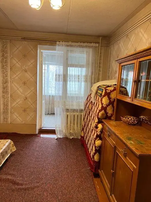 Квартира на Ц15 3*4/2/4  общ пл 78м,балкон 2*6