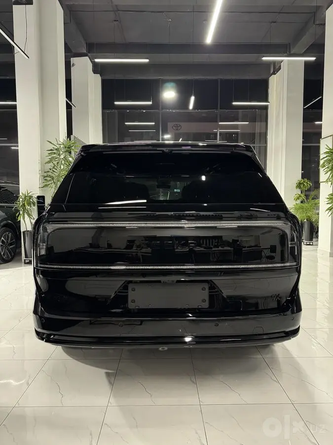 Zeekr 9x hyper all black