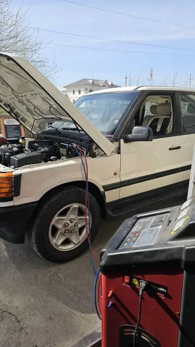 Автосервис. Заправка и обслуживание автокондиционеров