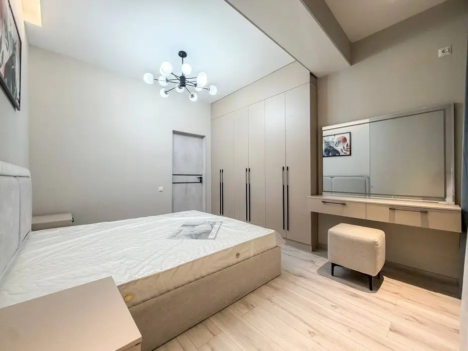 Продам квартиру новостройке Махтумкули жк Poytaxt 2/4/9 48m2