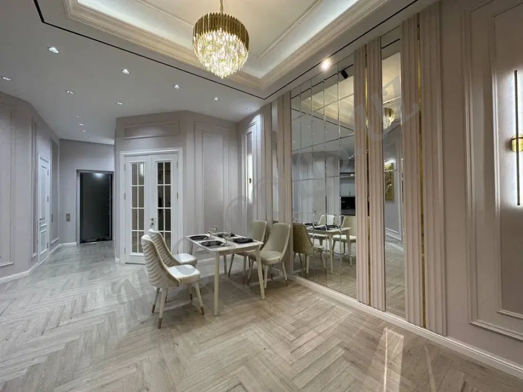 London Продается 3 комнатная квартира ремонт ул.Новомосковская