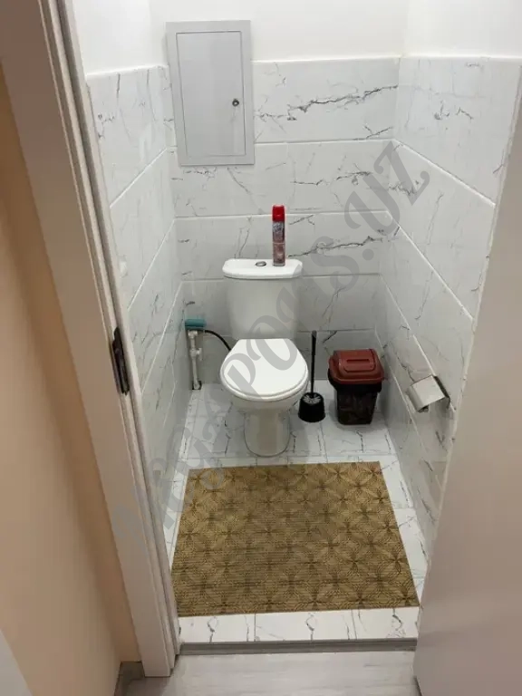 Yakkasaroy arenda Xalqlar doʻstligi metrosi yonida