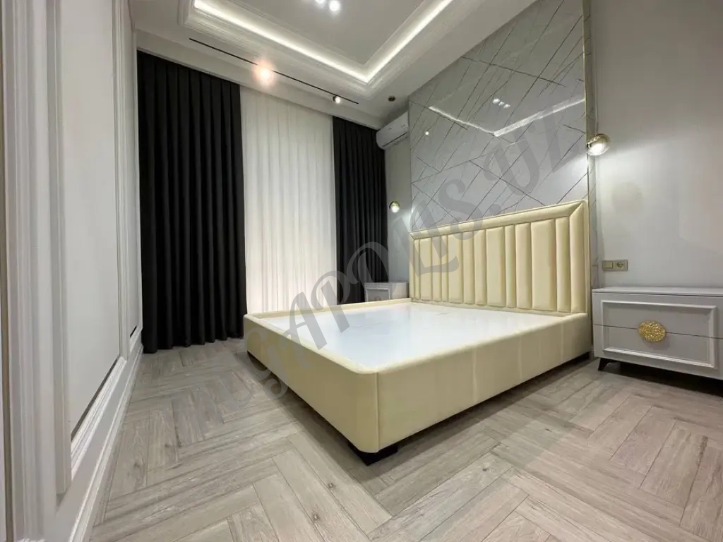 London Продается 3 комнатная квартира ремонт ул.Новомосковская