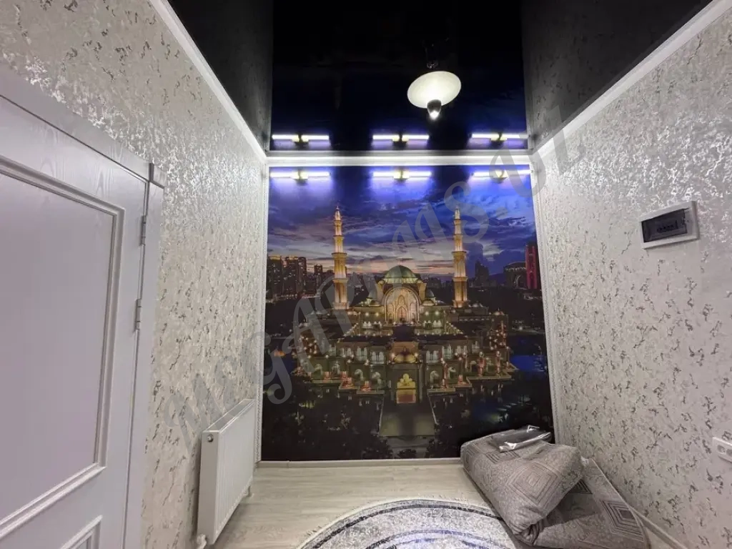 2 xonali kvartira sotiladi