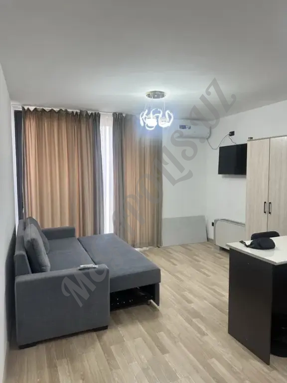 СРОЧНО Продается своя студия 28м2 . Ул. Махтумкули , ЖК Бешчинор