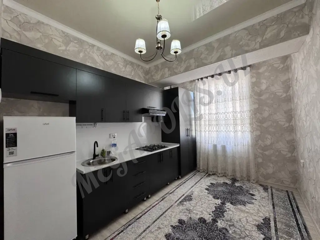 2 xonali kvartira sotiladi