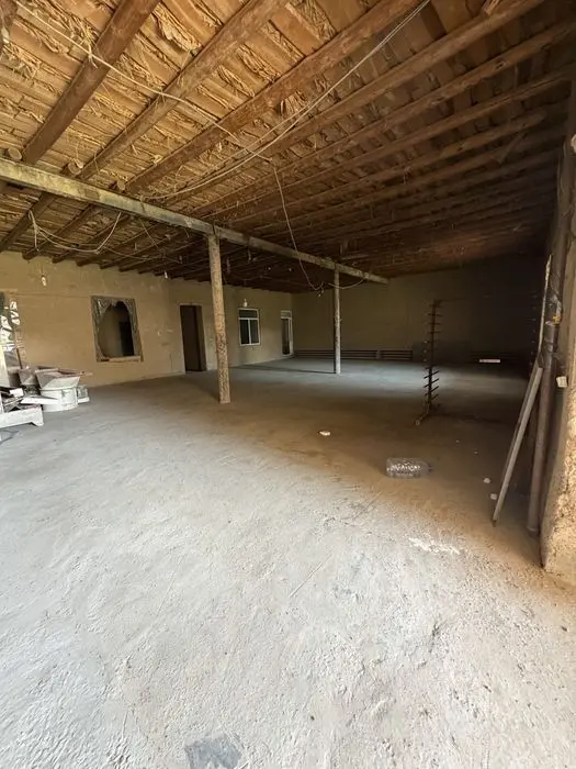 Qahramonda 8 sotih 270m2 ombor ijaraga beriladi