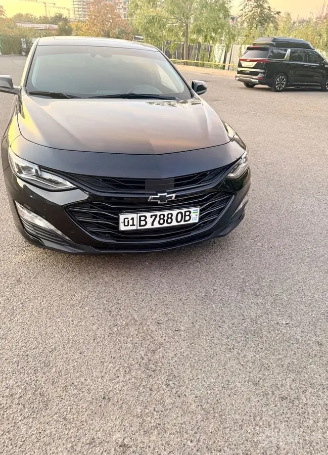 Продаю  Малибу XL