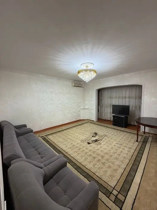 Аренда Квартира 4/5/9 возле метро Ойбек