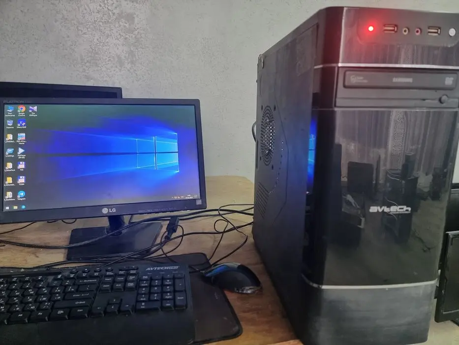 i5 2 avlod 4 gb ozu 250 gb hdd 450 blok pitaniya