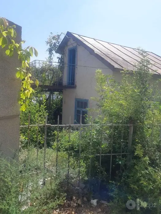 Чарвак,Продаётся дачный участок 6 соток
