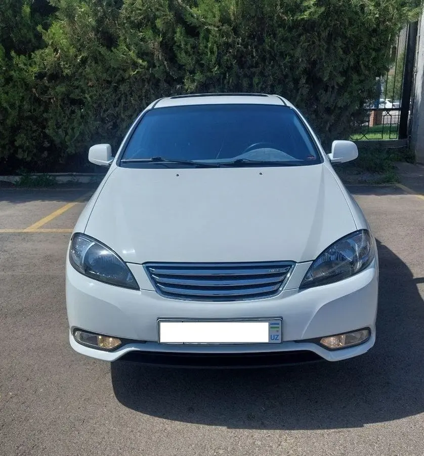Продаётся автомобиль Lacetty Gentra