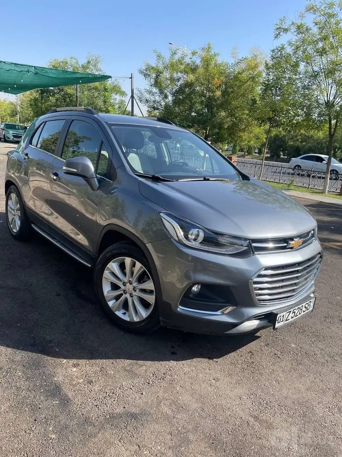 Tracker 1 premier sotiladi