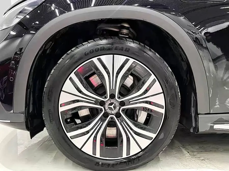 Mercedes EQE500 Luxury 2024 yil