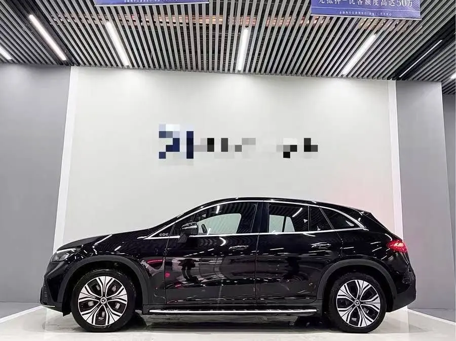 Mercedes EQE500 Luxury 2024 yil