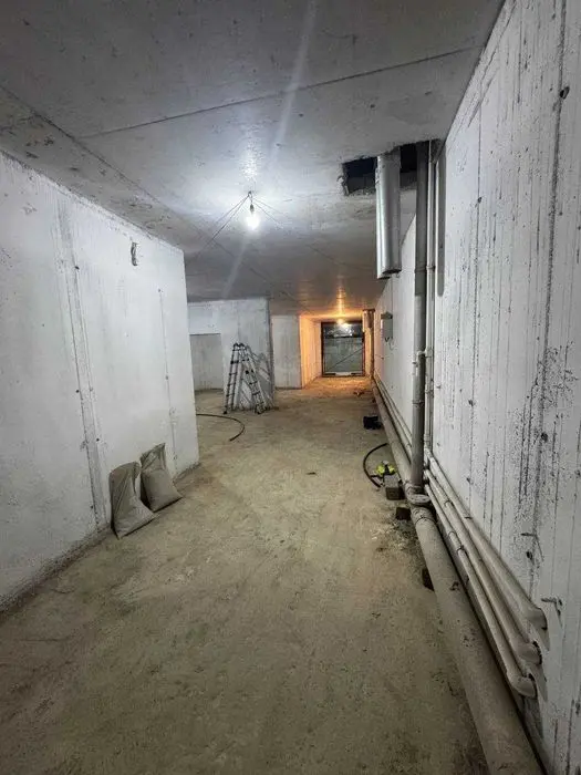 ЖК Баку цокольное помещение 134 м² 2 входа состояние коробка