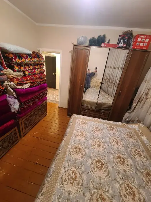 Srochna uy sotiladi