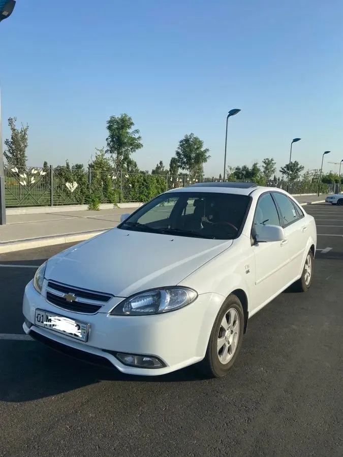 Gentra Lacetti 2018-yil, xolati ideal, narxi kelishiladi