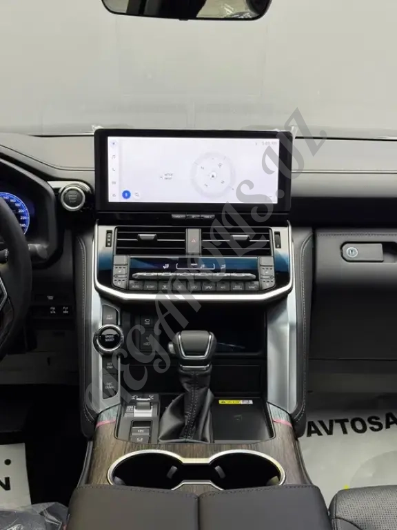 Продается новый Toyota LC300 4.0