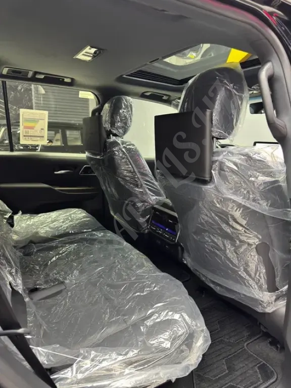 Продается новый Toyota LC300 4.0